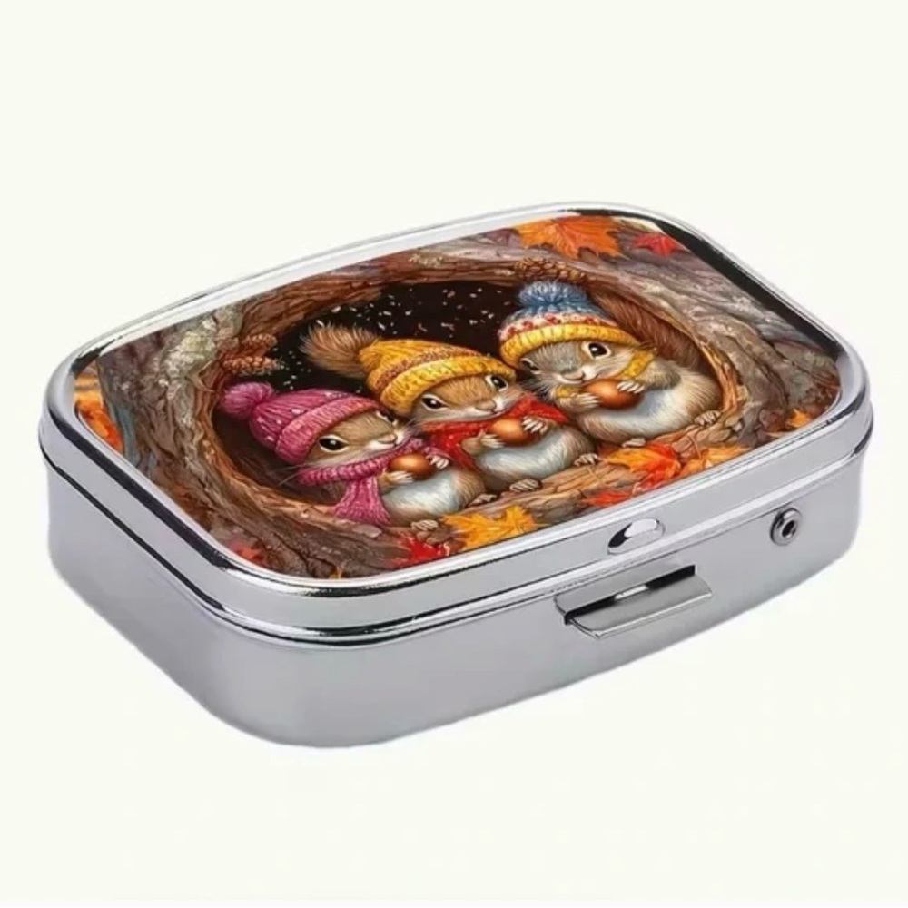 Squirrel Nature Inspired Pill Organizer 2-Compartment Compact Pill Case New - Picture 8 of 8